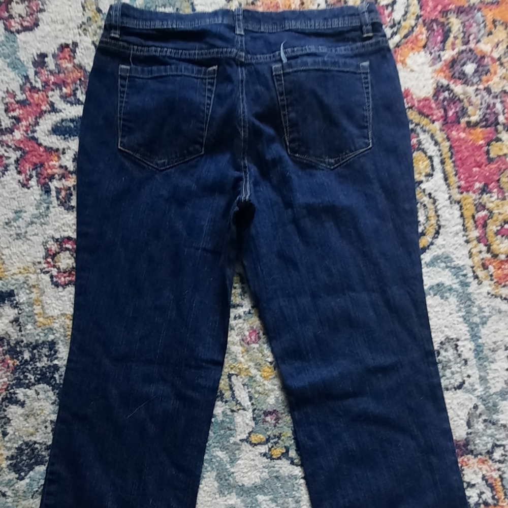 Jeans - Picture 2 of 3